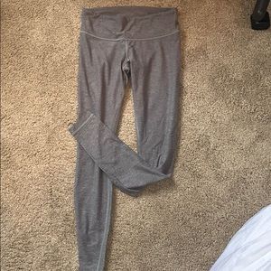 Lululemon wonder under